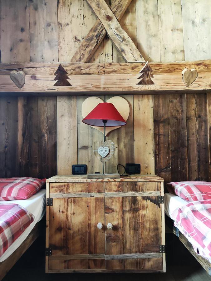 La Tana Dell'Orso Apartman Campitello di Fassa Kültér fotó