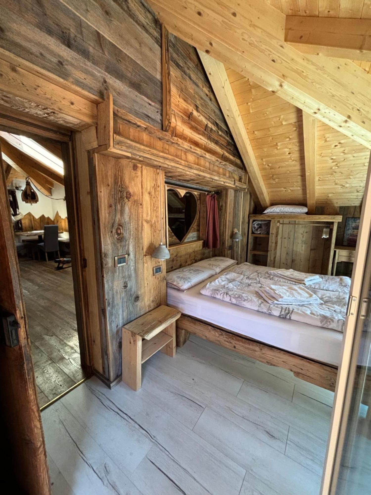 La Tana Dell'Orso Apartman Campitello di Fassa Kültér fotó